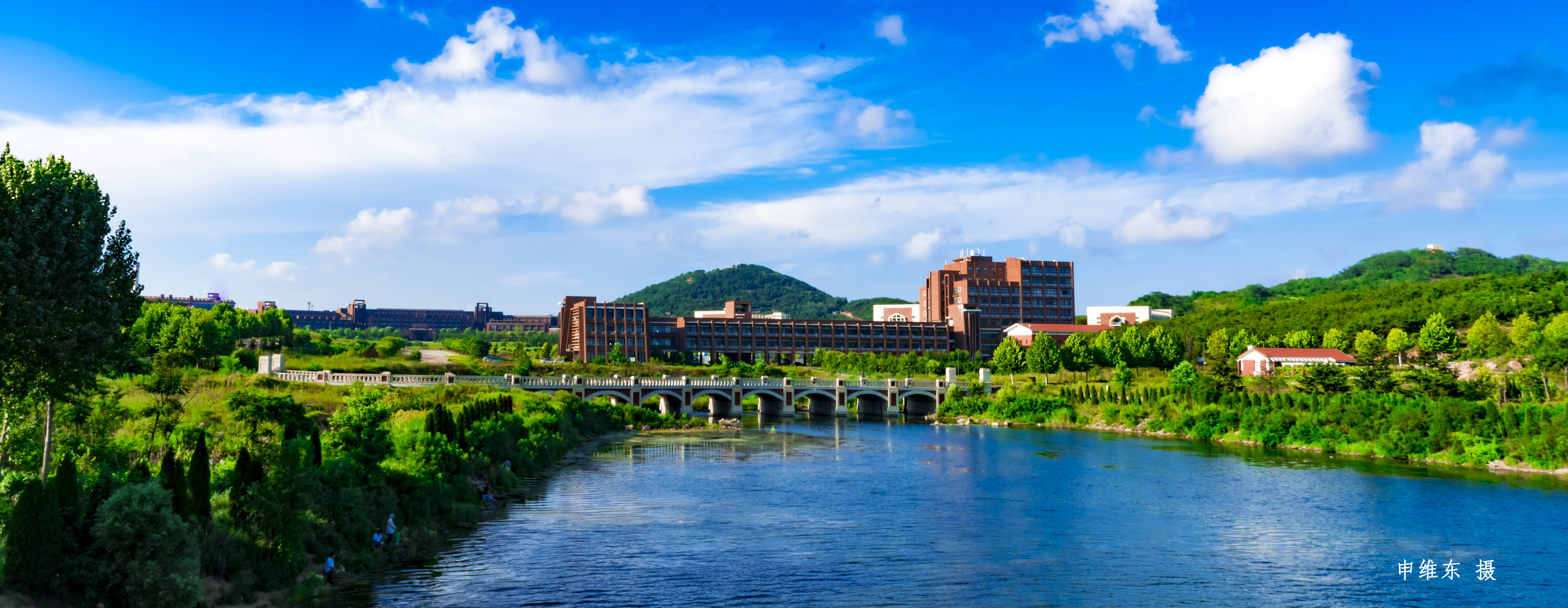 青岛理工大学
